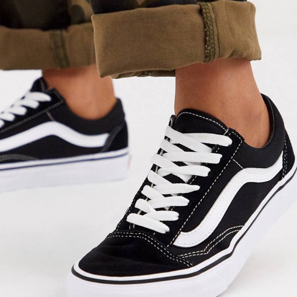 VANS old skool black sneakers. Size 7.5 / Eu 38